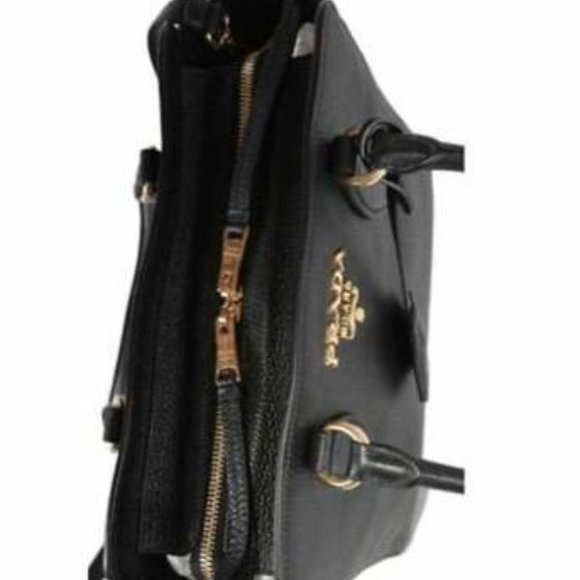 Prada Vitello Phenix Black Leather Tote - Picture 2 of 9